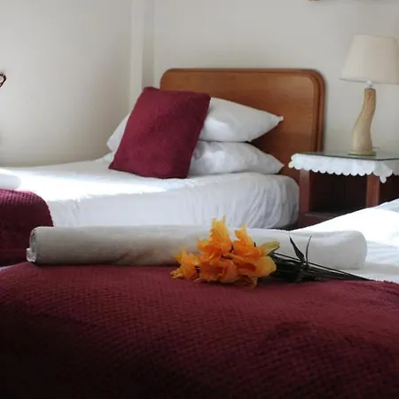 Fennessy's Отель