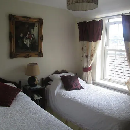 Fennessy's Отель Клонмел