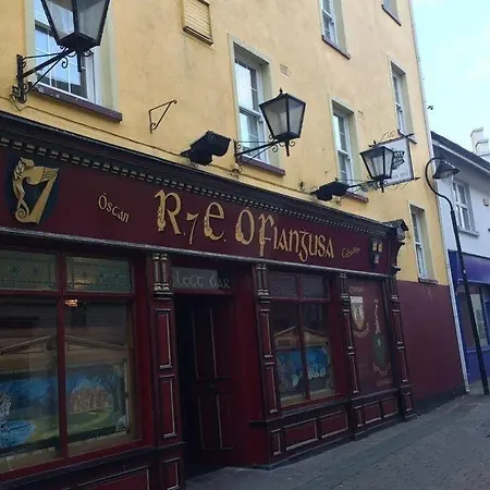 Fennessy's Hotel 2*
